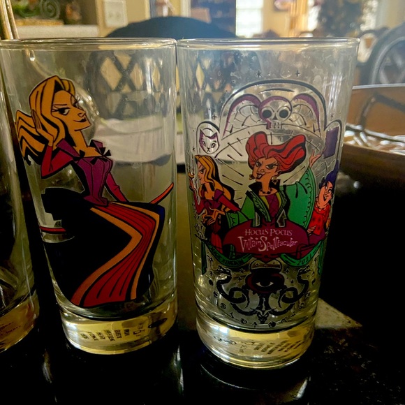 Hocus-pocus WDW exclusive, set a four glasses NEW - Picture 2 of 4